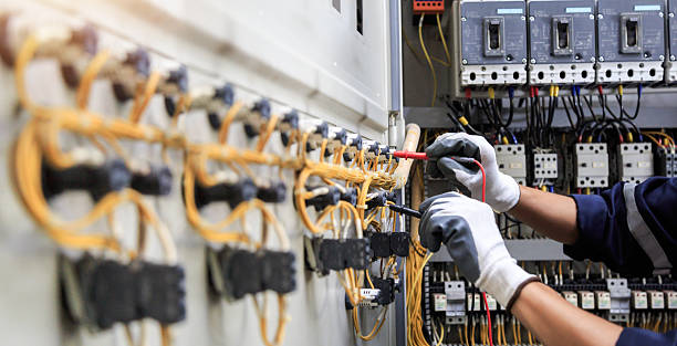 Professional Electrician technician working in Madison, OH